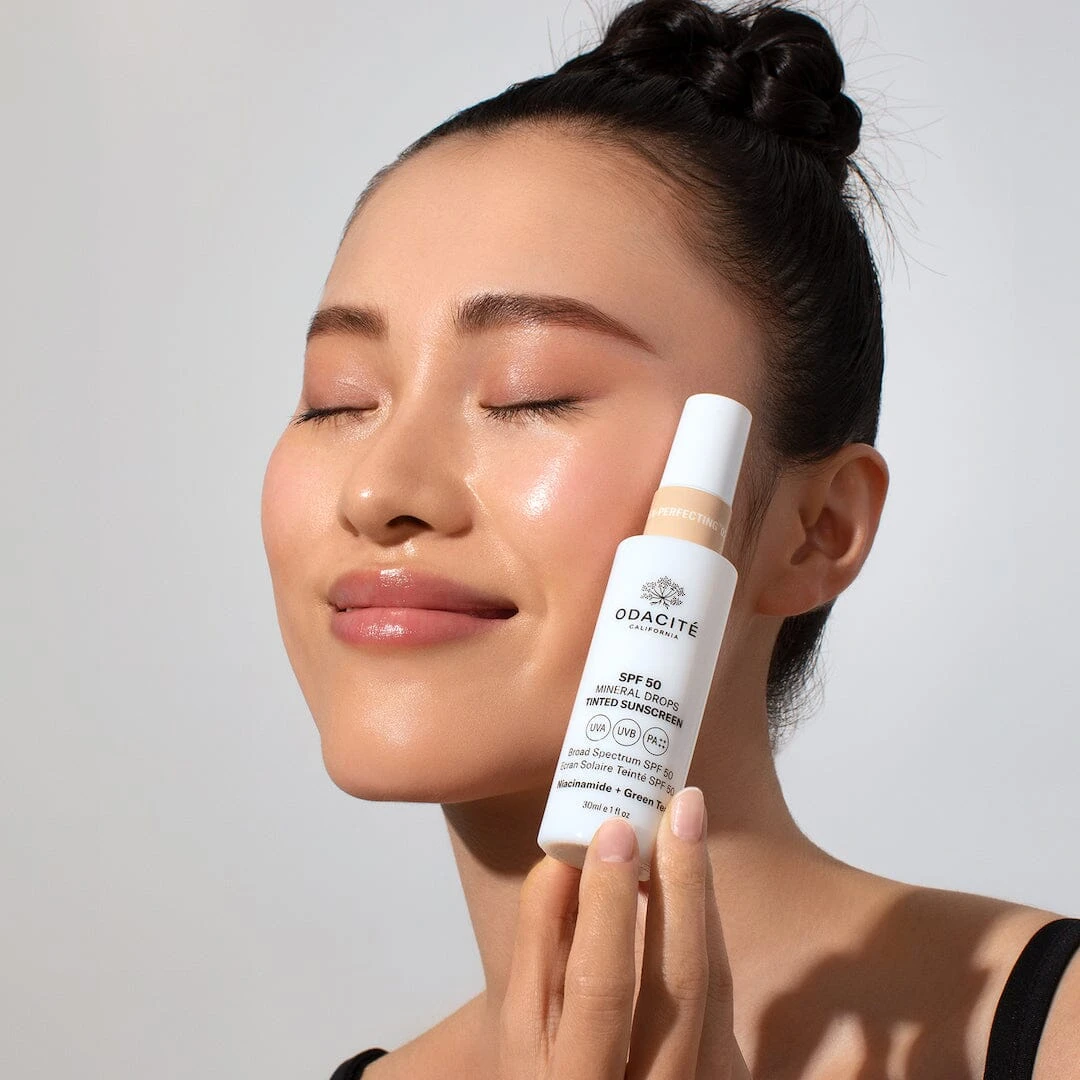 SPF 50 Flex-Perfecting™ Mineral Drops Tinted Sunscreen 19 SPF 50 Flex-Perfecting™ Mineral Drops Tinted Sunscreen - Image 19