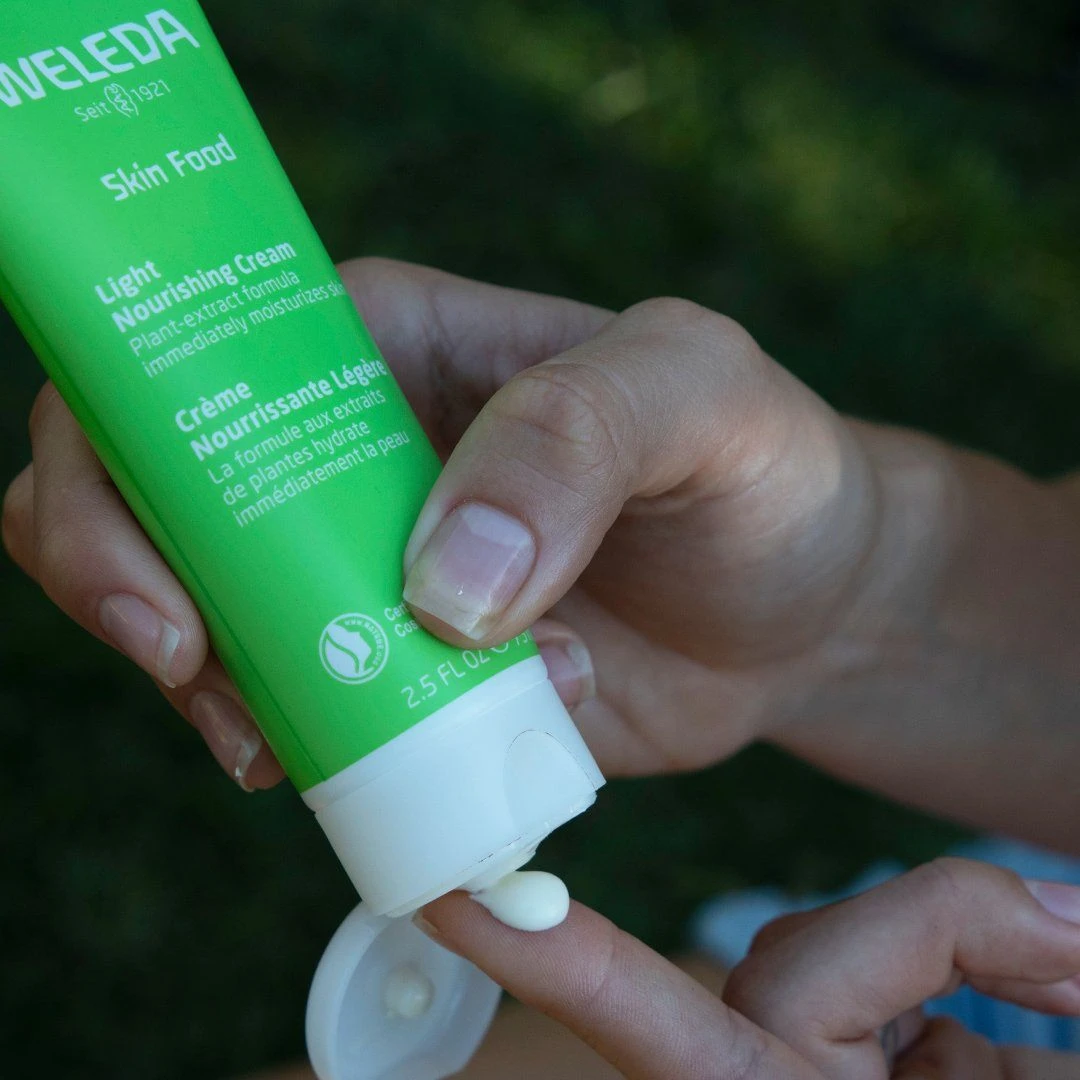 Weleda Skin Food Light 2 Weleda Skin Food Light - Image 2