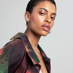 Color + Light High Intensity: Crème 23 Color + Light High Intensity: Crème -Fashion Makeup & Care Staz Velvet Melon HI 08 Fahrenheit Stardust 14 032 2048x2048 971a7dec 1fe3 4a4d b3a6 f259f35c3dd5