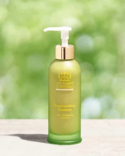 Regenerating Cleanser 19 Regenerating Cleanser -Fashion Makeup & Care TatHarper RegeneratingCleanser Lifestyle 07 scaled