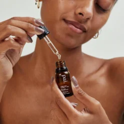 Stabilized Vitamin C 20% Brightening Booster 10 Stabilized Vitamin C 20% Brightening Booster -Fashion Makeup & Care VitCBooster 3000x3000 3