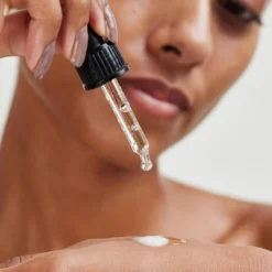 Stabilized Vitamin C 20% Brightening Booster 11 Stabilized Vitamin C 20% Brightening Booster -Fashion Makeup & Care VitCBooster 3000x3000 4