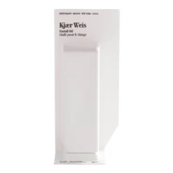 The Beautiful Oil -Fashion Makeup & Care kjaer weis the beautiful oil refill at credo beauty