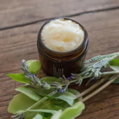 Skin Savior Multi-Tasking Wonder Balm -Fashion Makeup & Care skinsavioropenjar creditkelliboydphotography0051 1